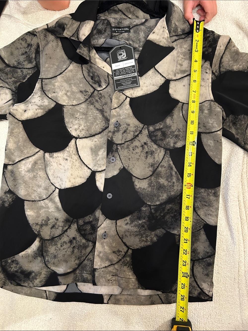 NWT Distortion 90s-Inspired Black & Cream Short Sleeve Button Shirt - Picture 6 of 6